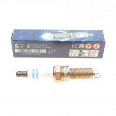 Свічка запалювання Bosch Platinum Iridium YR7SII33U 9686 0242135548