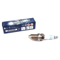 Свічка запалювання Bosch Platinum Plus FGR7DQP+ 6743+48 0242236562